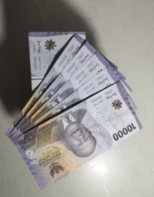 uang mainan Rp. 10.000